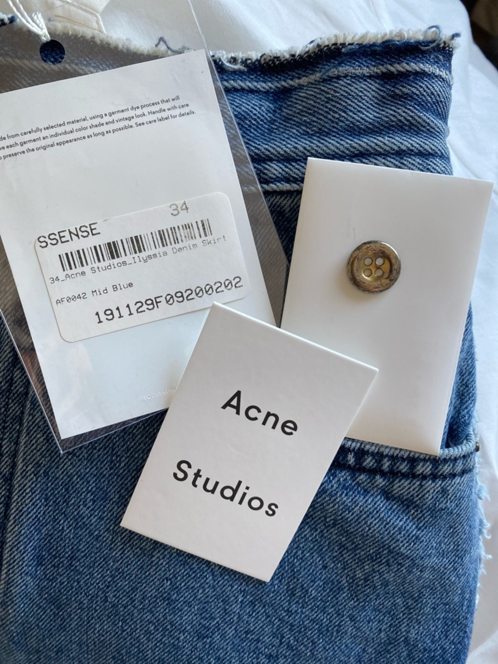 Acne Studios | Ilyssia Denim Pencil Skirt | Mid Blue | Size 34 (IT) - Picture 5 of 12